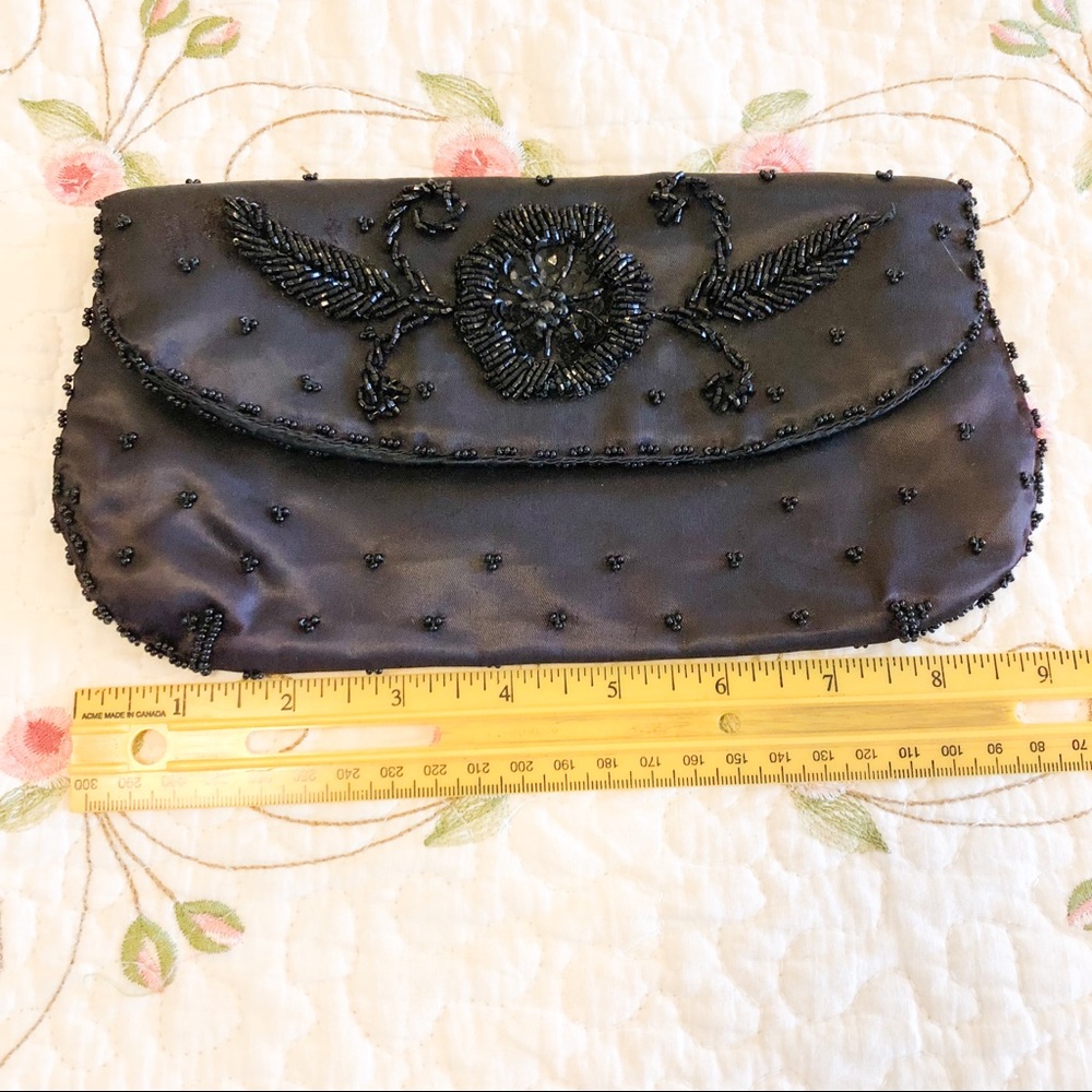 Vintage handmade beaded clutch - Picture 2 of 6